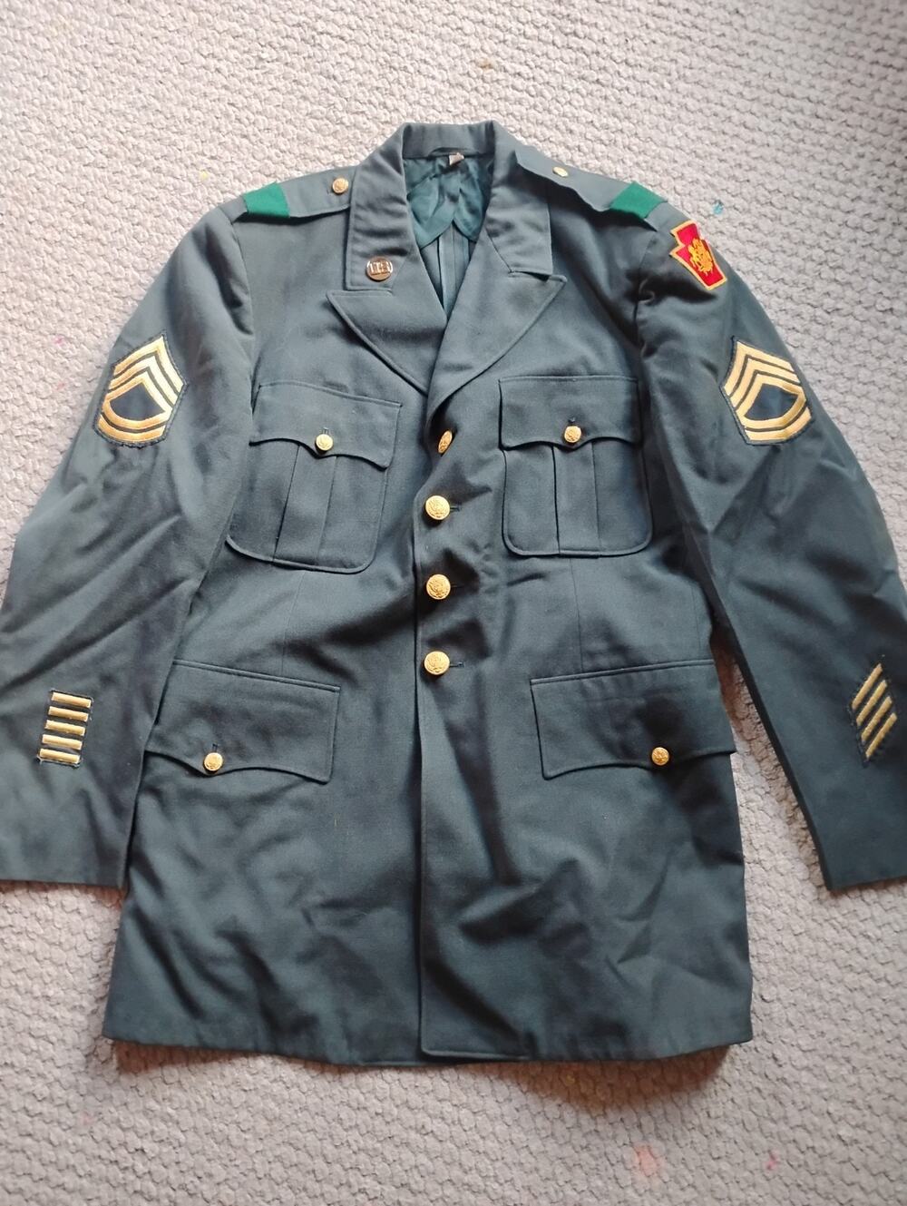 Men's Size 43 L US Army Class 3 Dress Coat Uniform Green Jacket SGT 1st Calvary?
